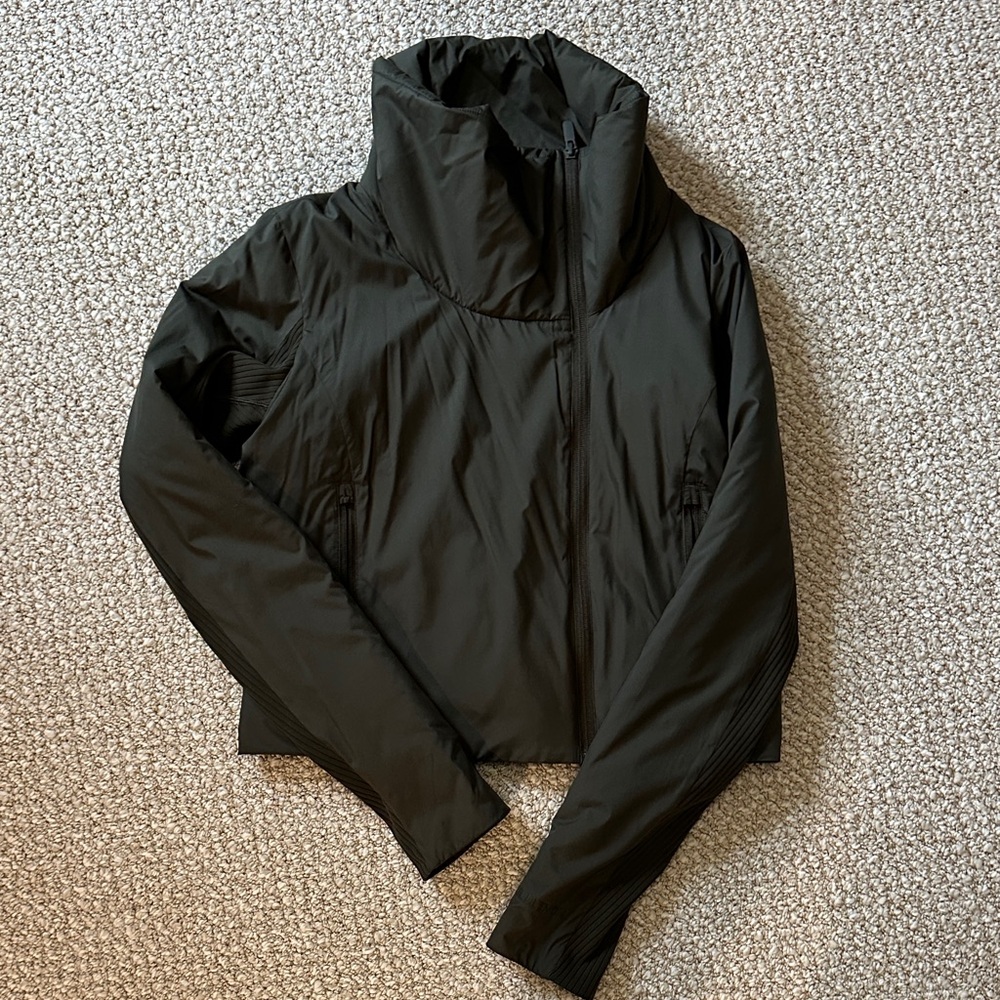 Lululemon Sleek City Jacket
